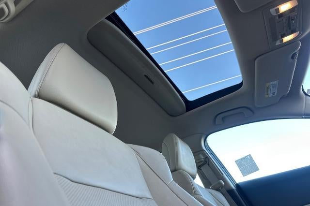 2017 Acura ILX w/Premium Pkg