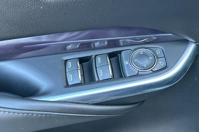 2022 Cadillac XT4 Luxury