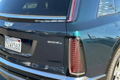 2026 Cadillac VISTIQ Luxury