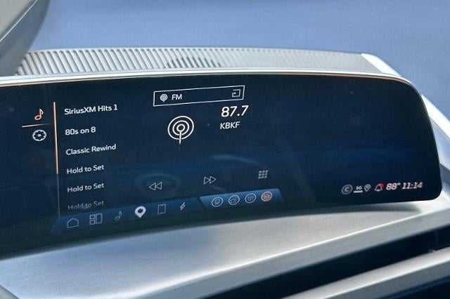 2026 Cadillac VISTIQ Premium Luxury