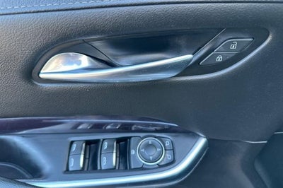 2022 Cadillac XT4 AWD Luxury