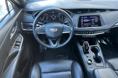2022 Cadillac XT4 AWD Luxury