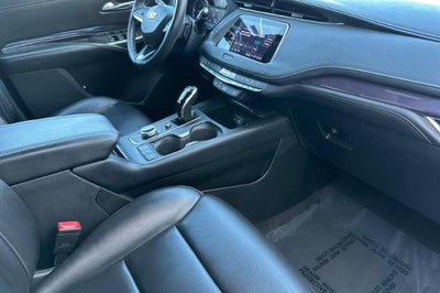2022 Cadillac XT4 AWD Luxury