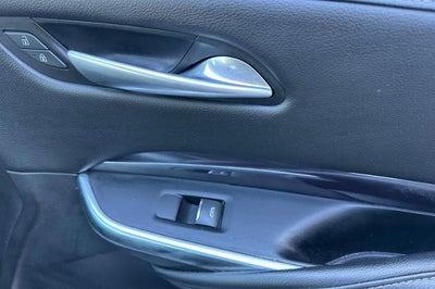 2022 Cadillac XT4 AWD Luxury