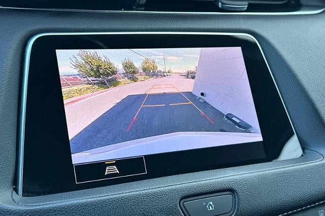 2022 Cadillac XT4 AWD Luxury