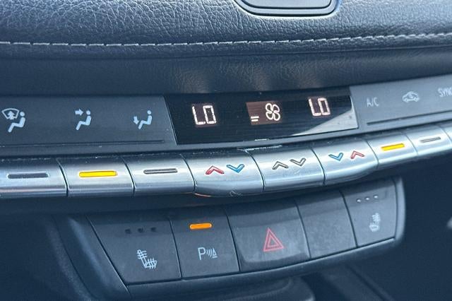 2022 Cadillac XT4 AWD Luxury