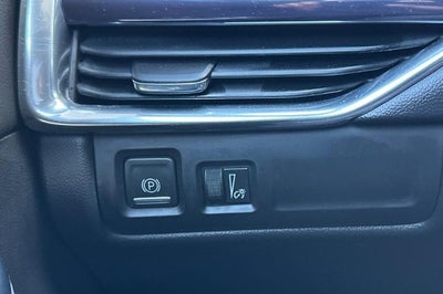 2022 Cadillac XT4 AWD Luxury