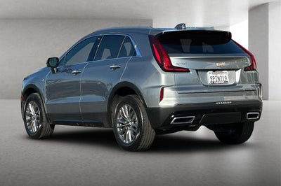 2025 Cadillac XT4 Premium Luxury