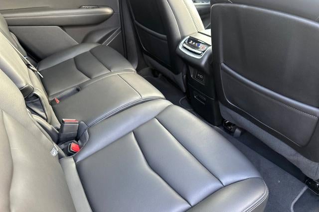 2025 Cadillac XT6 Luxury