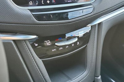 2025 Cadillac XT6 Luxury