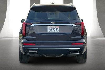 2025 Cadillac XT6 Luxury