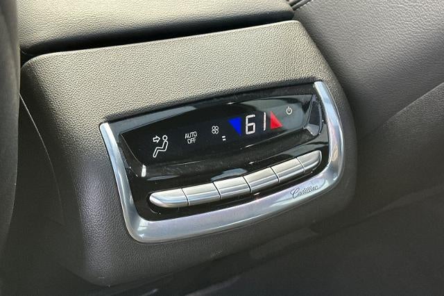 2025 Cadillac XT6 Luxury