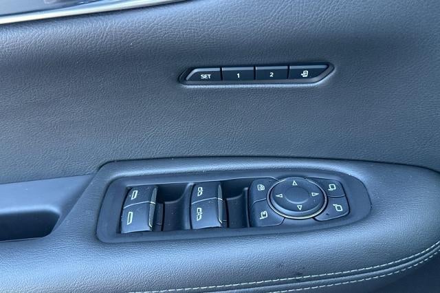 2025 Cadillac XT6 Luxury