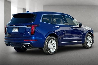 2025 Cadillac XT6 Luxury