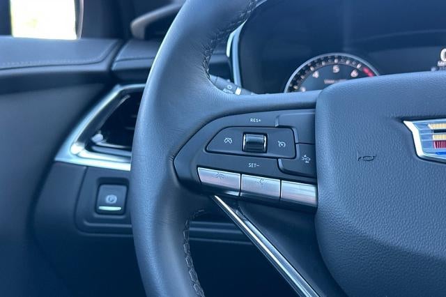 2025 Cadillac XT6 Luxury