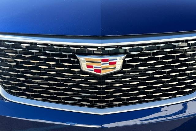 2025 Cadillac XT6 Luxury