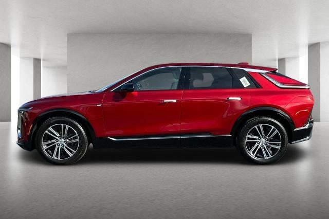 2025 Cadillac LYRIQ Luxury 1