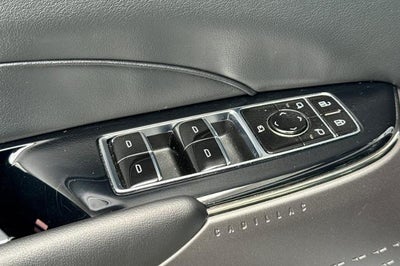 2024 Cadillac LYRIQ Luxury 1