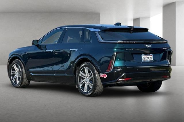 2024 Cadillac LYRIQ Luxury 1