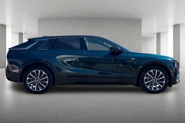 2024 Cadillac LYRIQ Sport 1