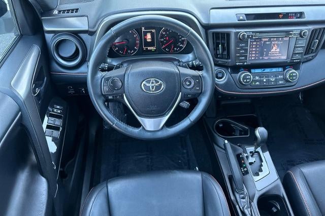 2018 Toyota RAV4 SE
