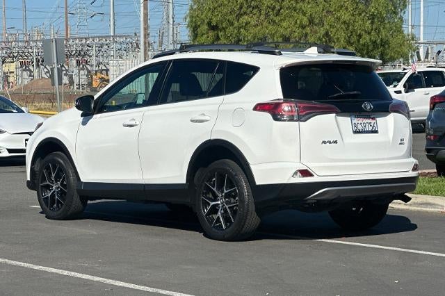 2018 Toyota RAV4 SE