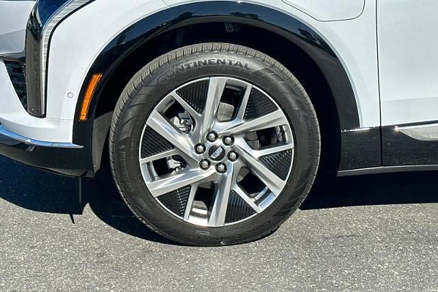 2027 Cadillac OPTIQ Luxury