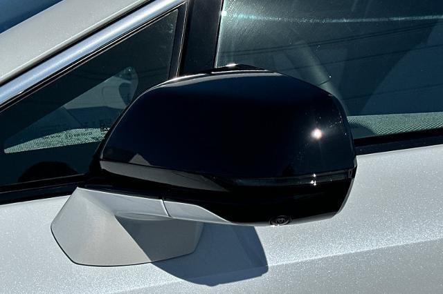 2027 Cadillac OPTIQ Luxury