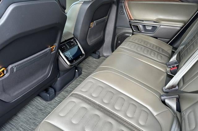 2023 RIVIAN R1T Adventure