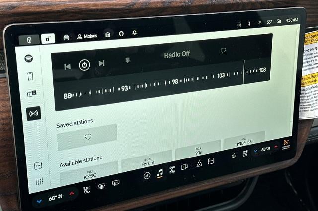 2023 RIVIAN R1T Adventure