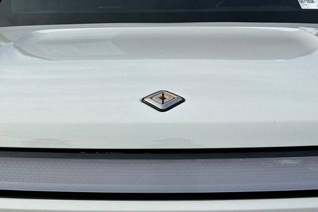 2023 RIVIAN R1T Adventure