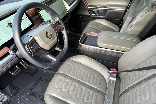 2023 RIVIAN R1T Adventure