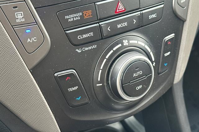 2017 Hyundai Santa Fe Limited Ultimate