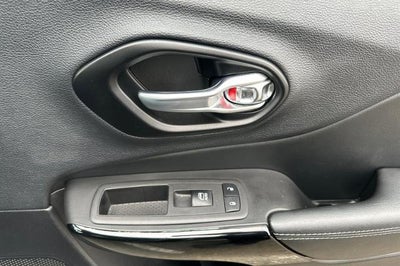 2023 Jeep Cherokee Altitude Lux 4x4