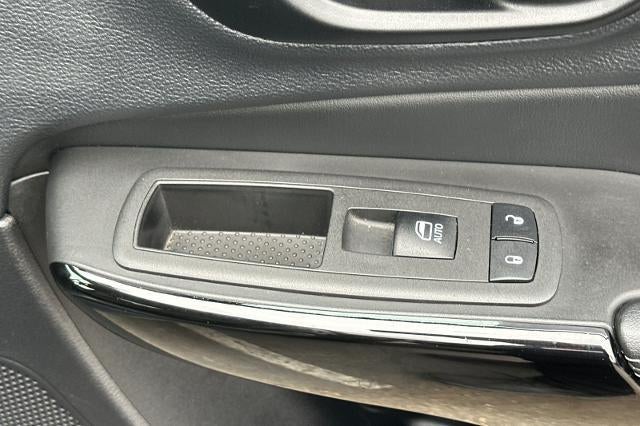 2023 Jeep Cherokee Altitude Lux 4x4