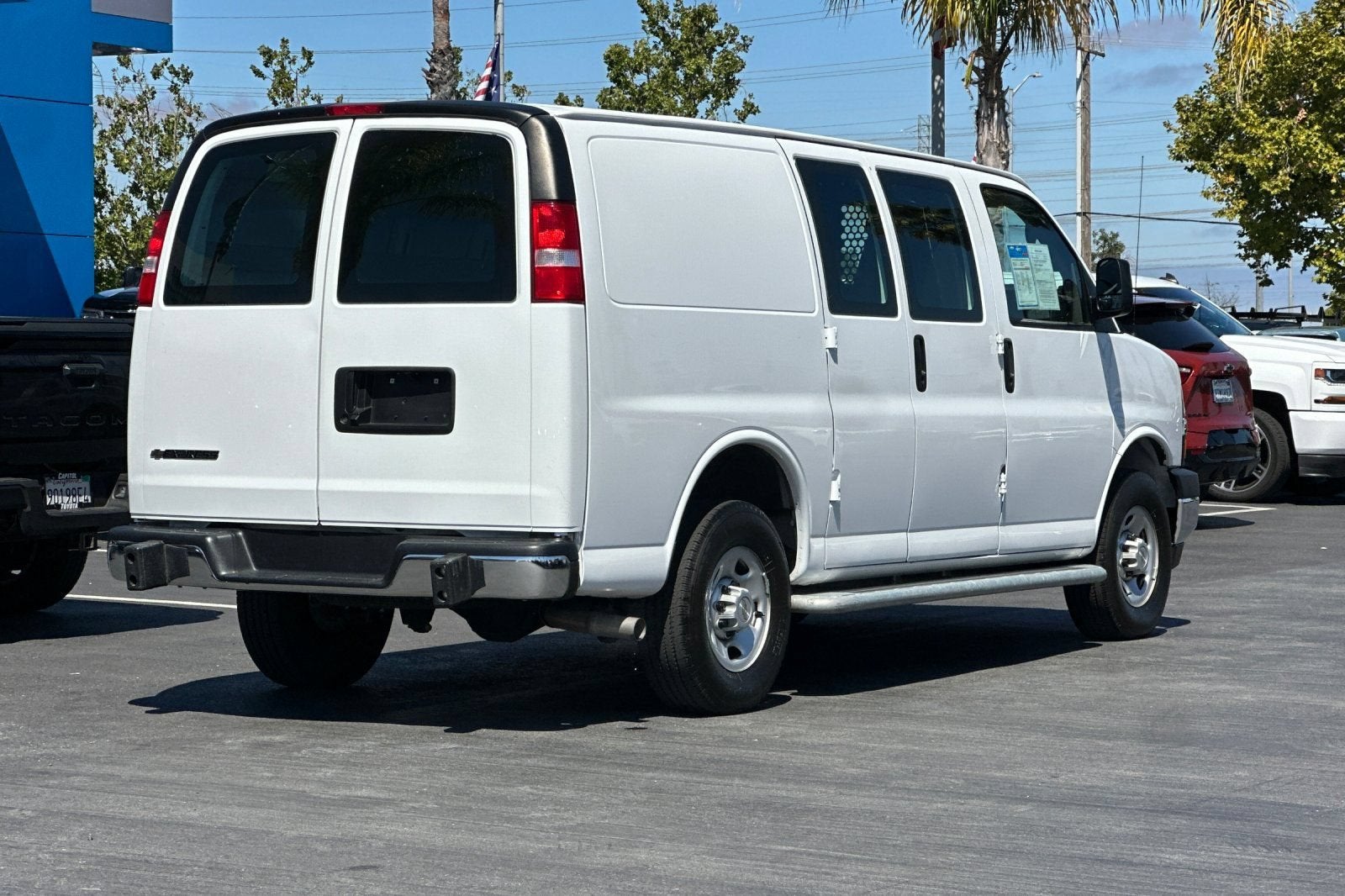 2024 Chevrolet Express Cargo 2500 Base
