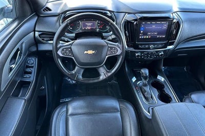 2023 Chevrolet Traverse LT Leather