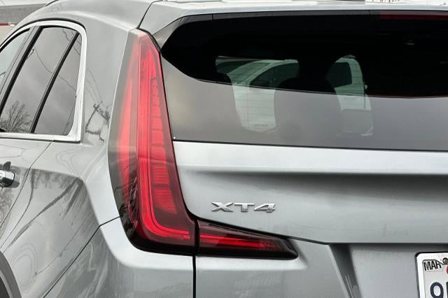 2024 Cadillac XT4 Premium Luxury