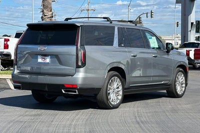 2023 Cadillac Escalade ESV Premium Luxury