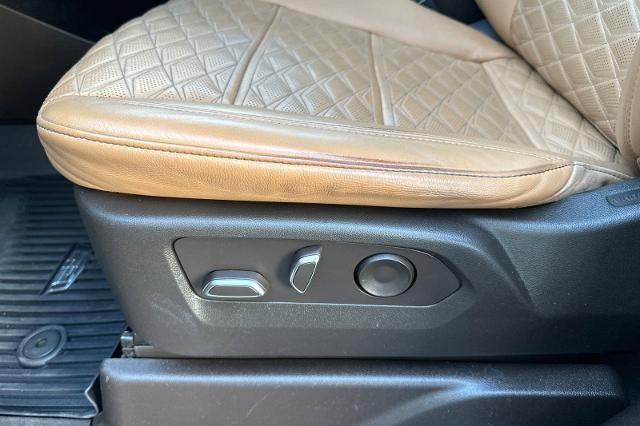 2023 Cadillac Escalade ESV Premium Luxury