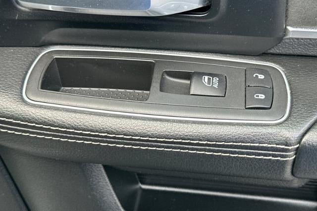 2021 RAM 2500 Laramie Crew Cab 4x4 6'4" Box