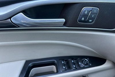 2017 Ford Fusion Energi SE Luxury