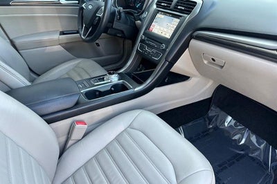 2017 Ford Fusion Energi SE Luxury