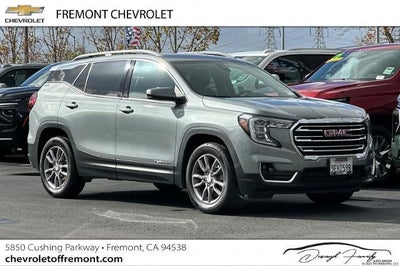 2023 GMC Terrain SLT
