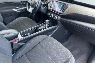 2023 Nissan Kicks SV Xtronic CVT