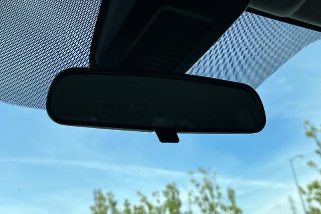2023 Nissan Kicks SV Xtronic CVT