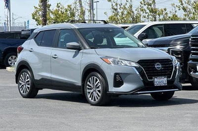 2023 Nissan Kicks SV Xtronic CVT