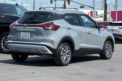 2023 Nissan Kicks SV Xtronic CVT