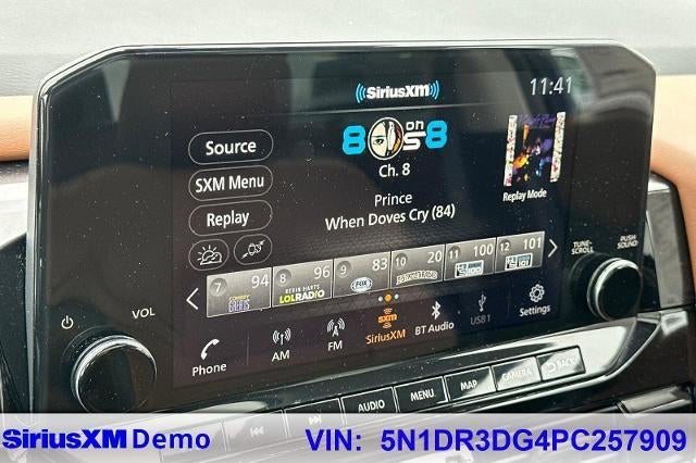 2023 Nissan Pathfinder Platinum FWD