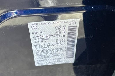 2023 Nissan Pathfinder Platinum FWD